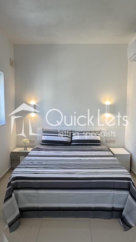 Top Floor Apartment in Hamrun - Image 2