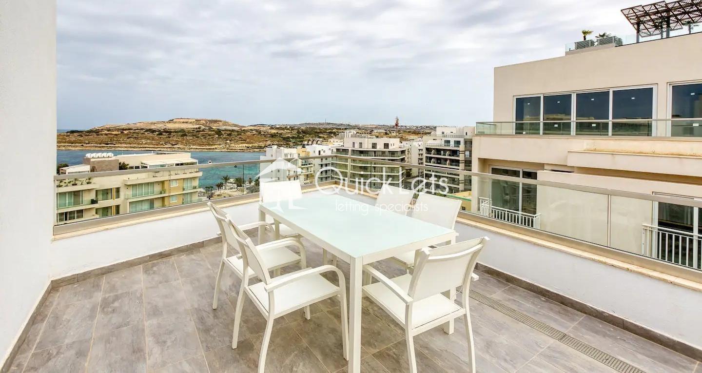 Property in Qawra
