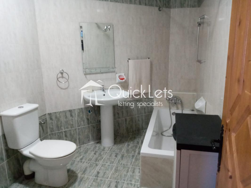 Rooms in San Gwann - Image 6