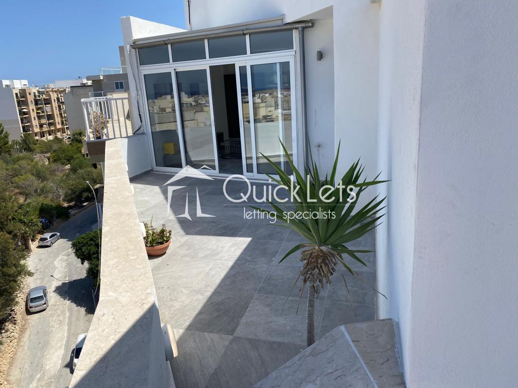 Property in Qawra
