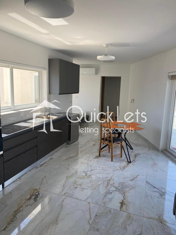 Property in Qawra