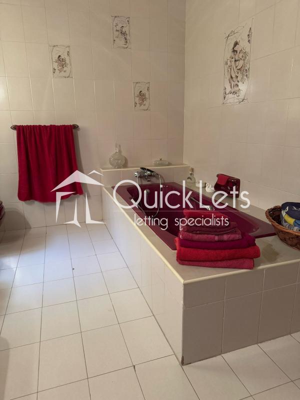 Rooms in Zebbug - Image 5