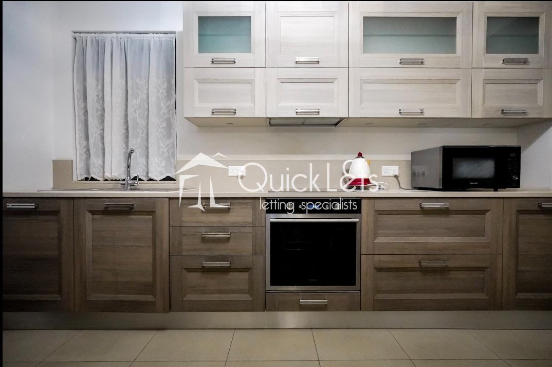 Rooms in Sliema - Image 6
