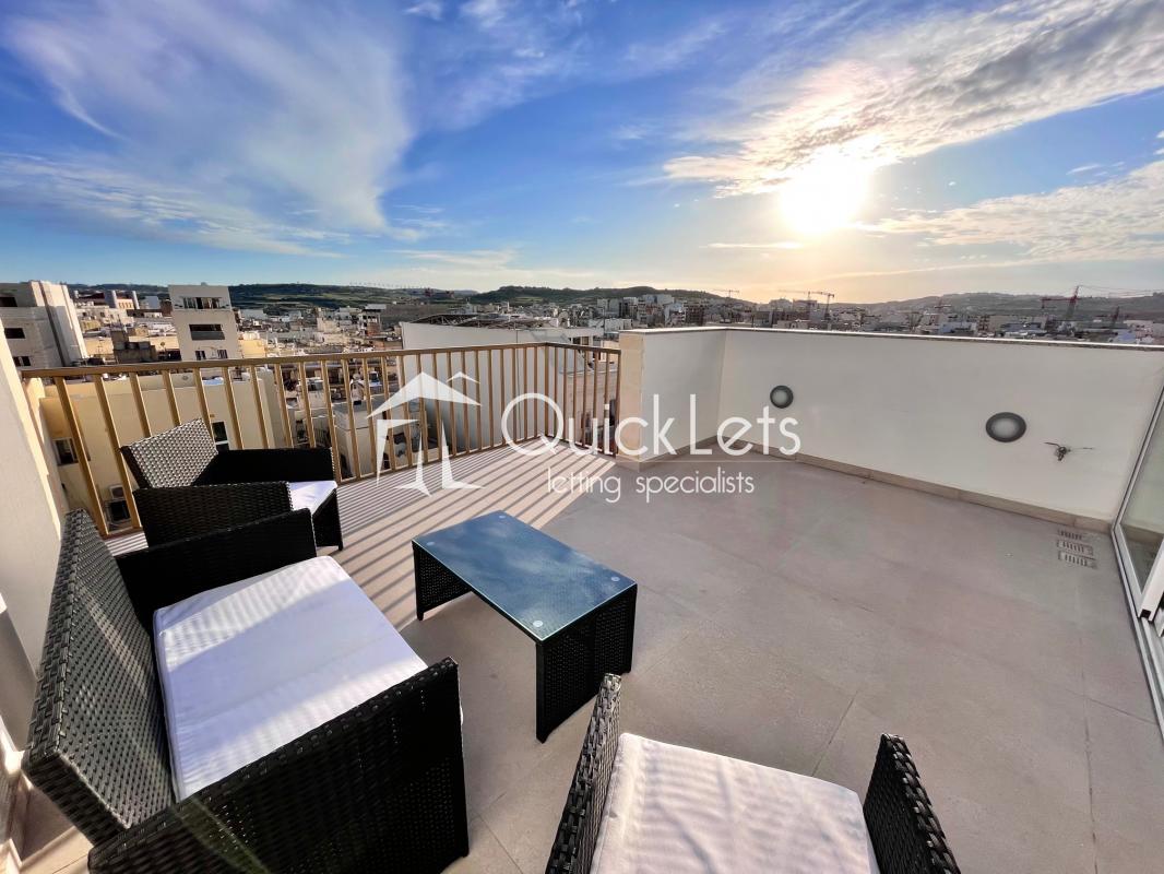 Property in Qawra