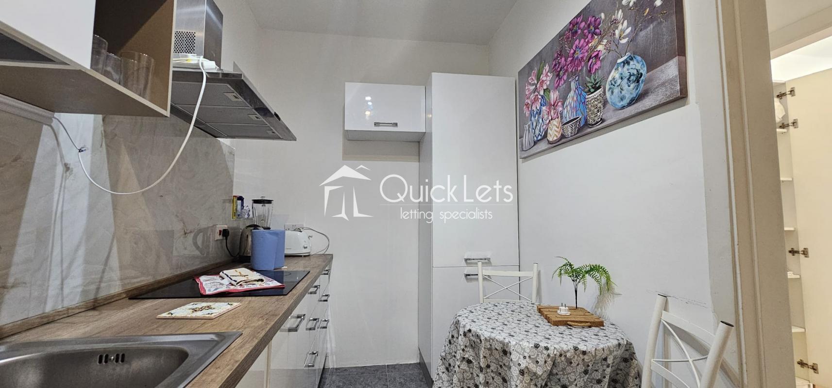 Rooms in Sliema - Image 4