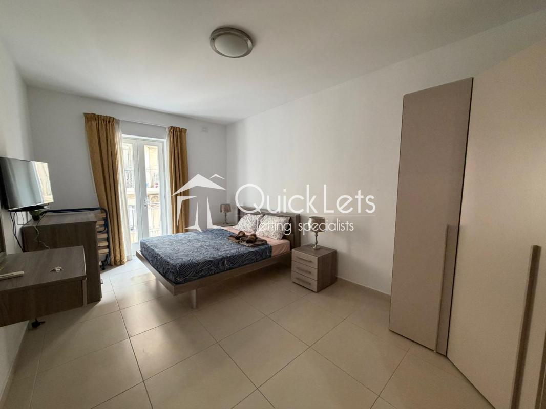 Rooms in Sliema - Image 4