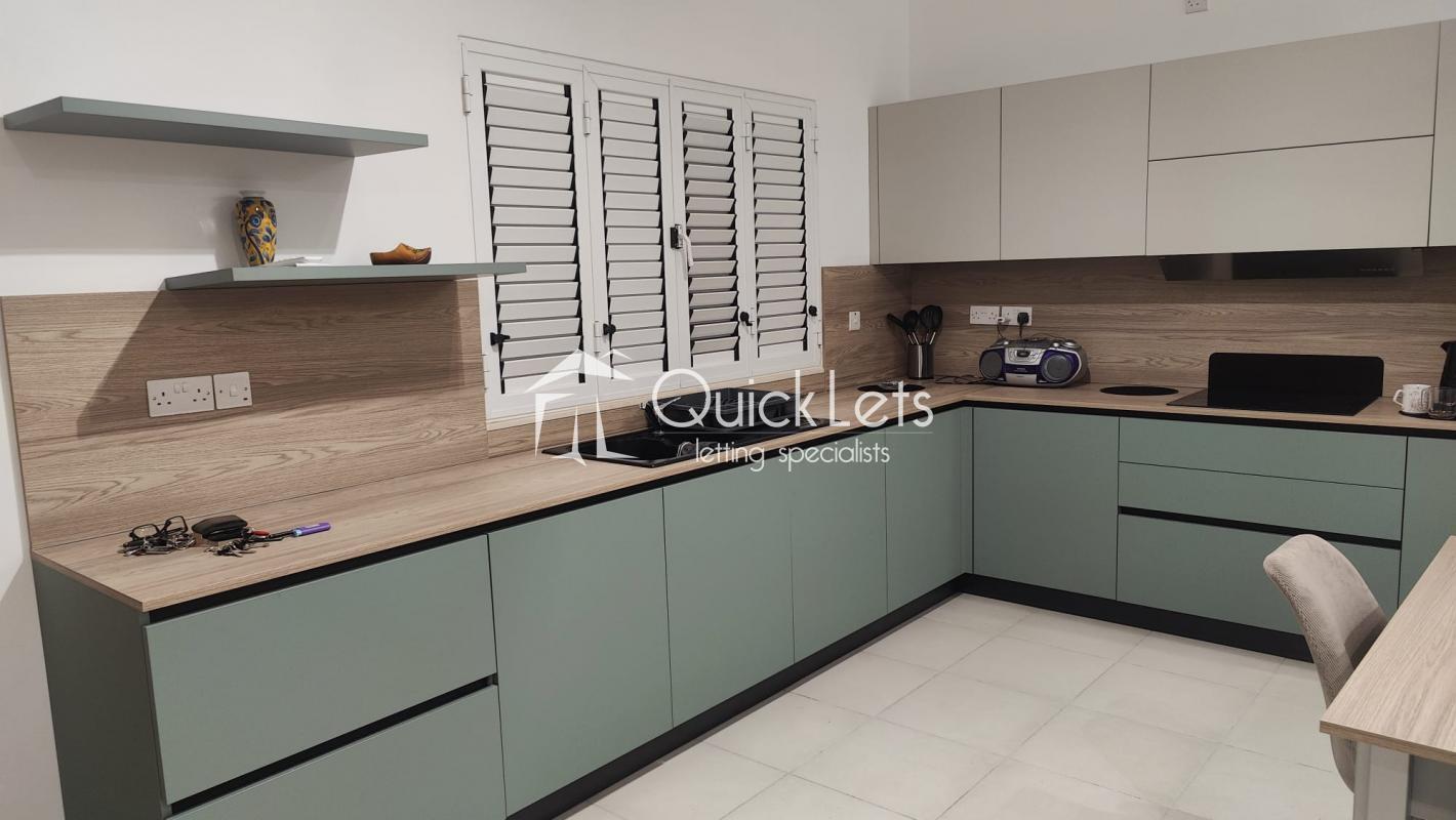 Property in Zebbug