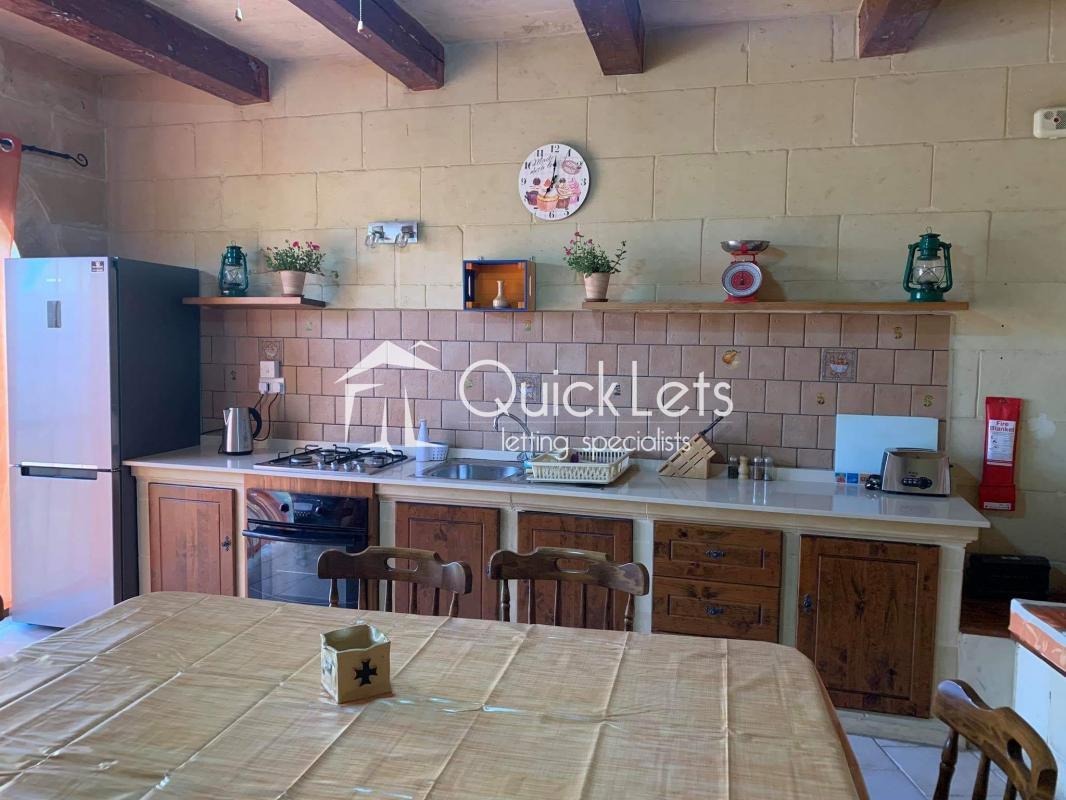 Farmhouses in Gozo - Nadur - Image 2