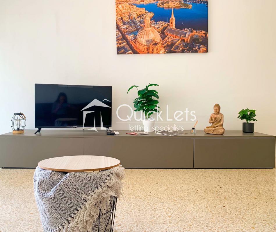 Rooms in Sliema - Image 4