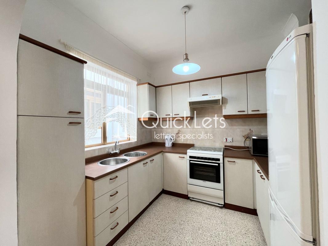 Apartments in Pembroke - Image 2