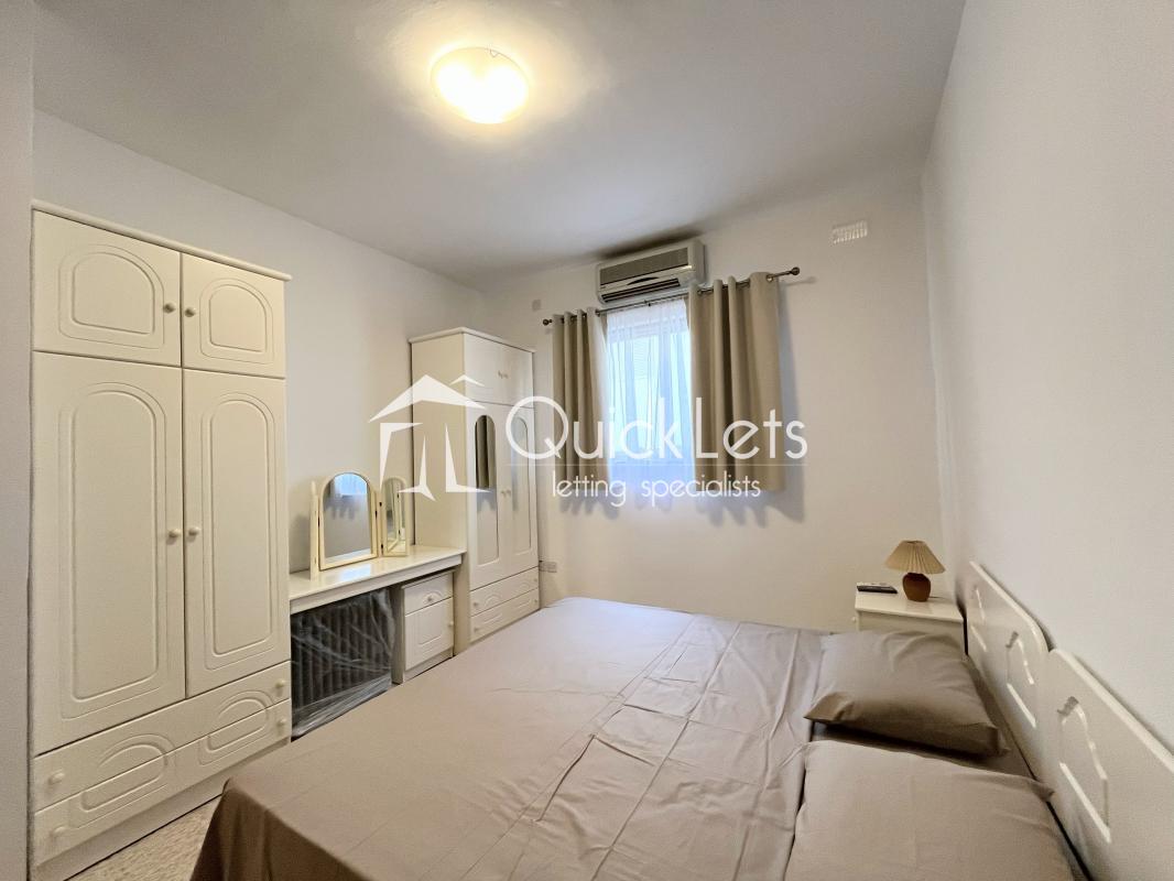 Apartments in Pembroke - Image 5