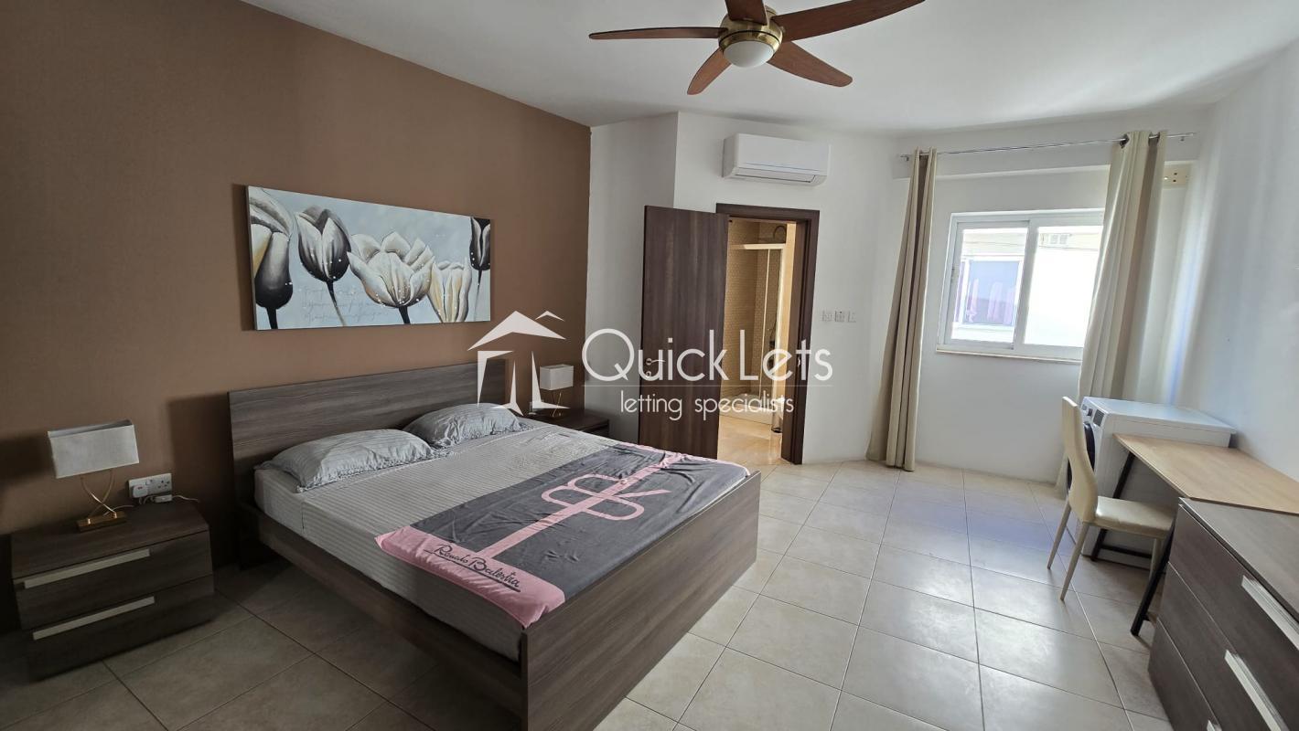 Rooms in Msida - Image 2