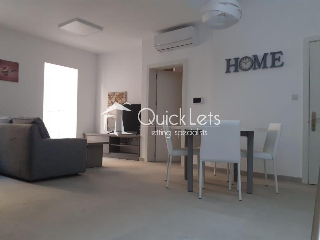 Townhouses in Sliema - Image 3