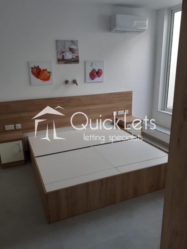 Townhouses in Sliema - Image 5
