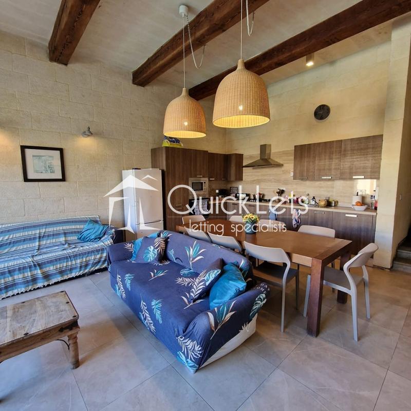 Farmhouses in Gozo - Xewkija - Image 3
