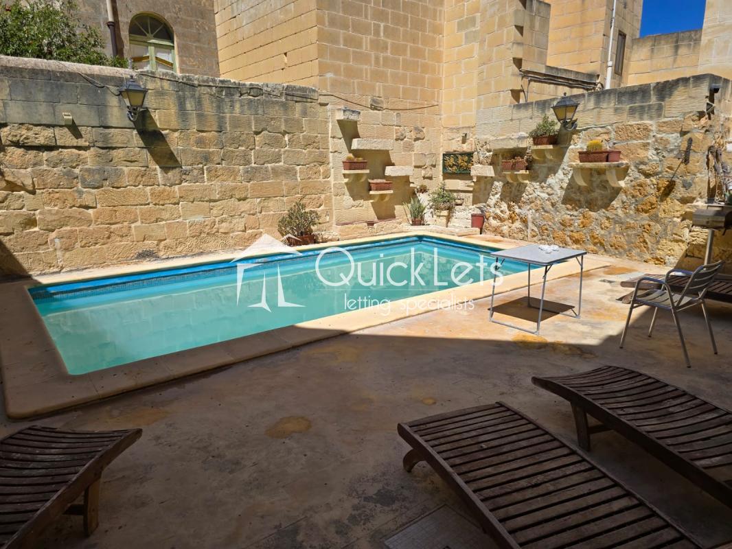 Property in Gozo - Nadur