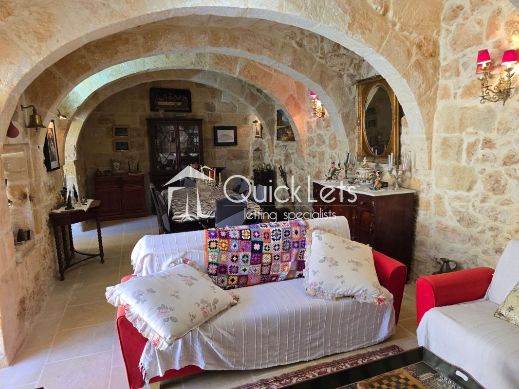 Farmhouses in Gozo - Nadur - Image 4