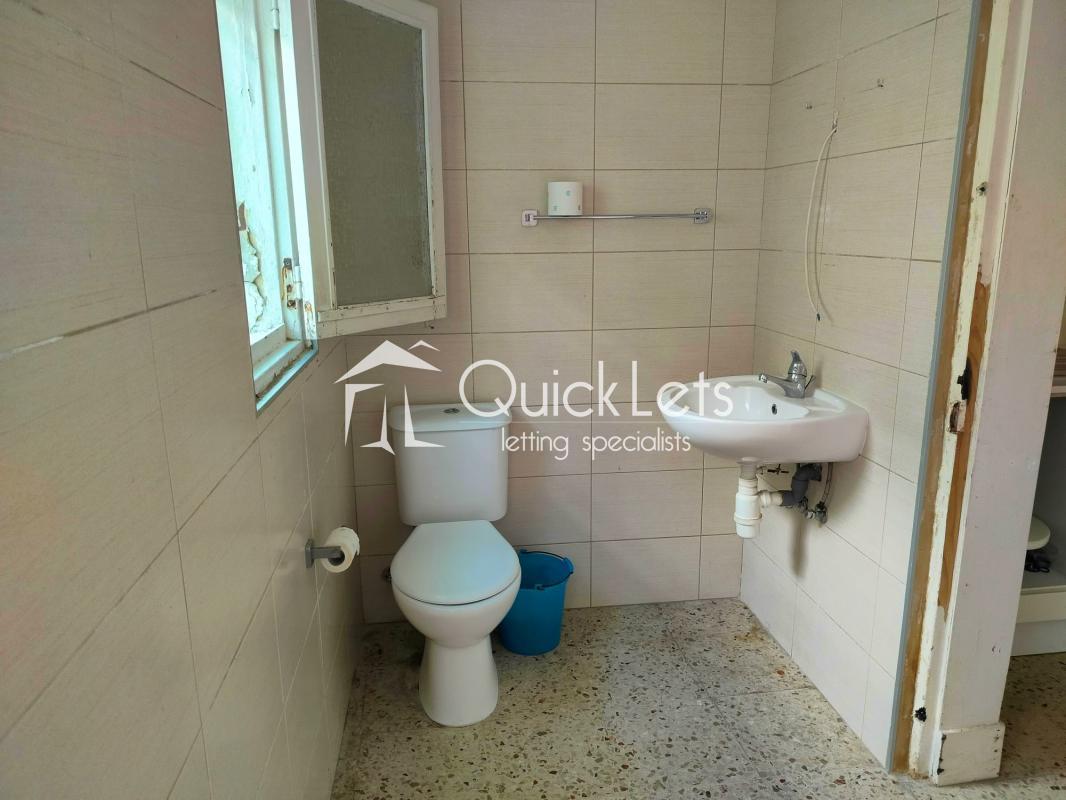 Rooms in Zabbar - Image 2