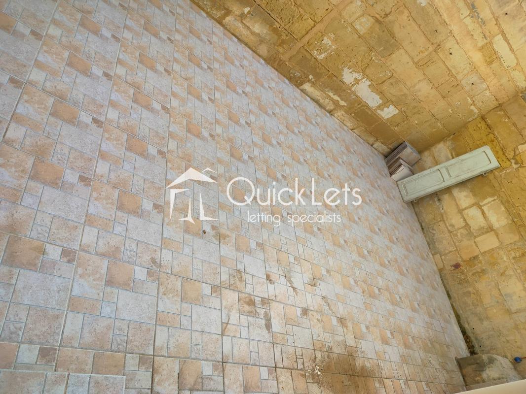 Rooms in Zabbar - Image 2