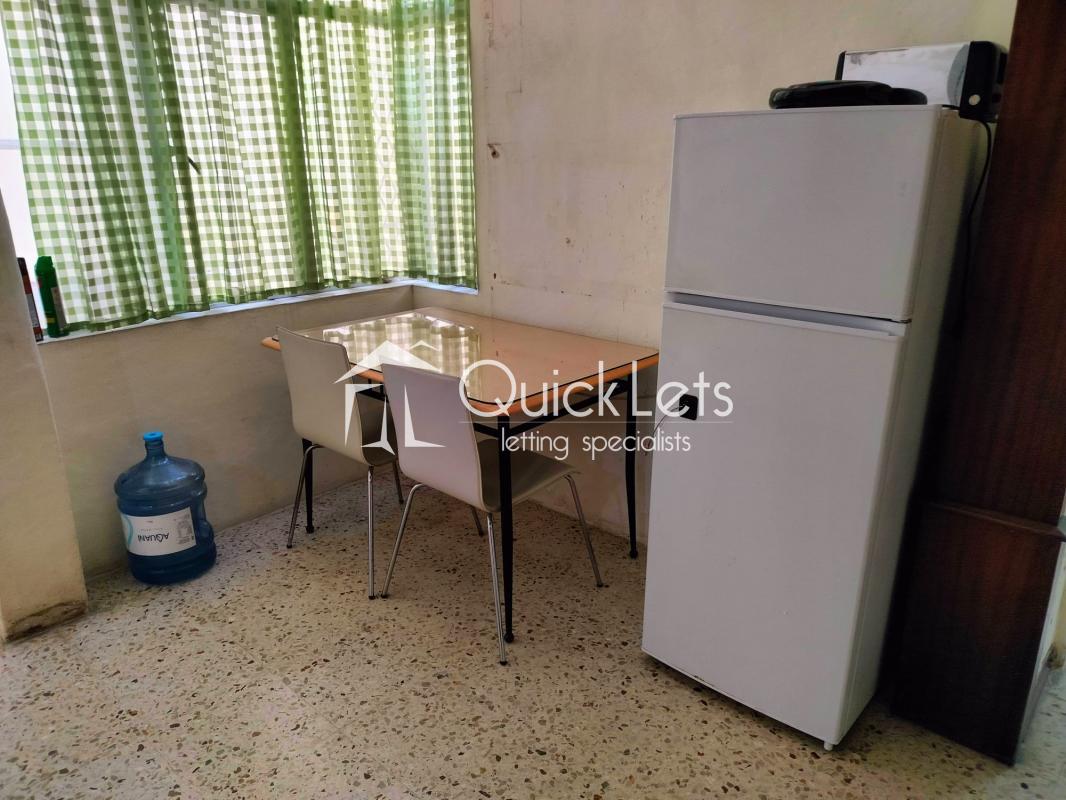 Rooms in Zabbar - Image 5