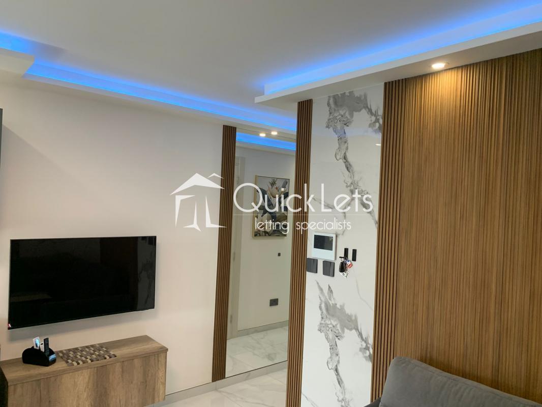 Top Floor Apartment in Msida - Image 2