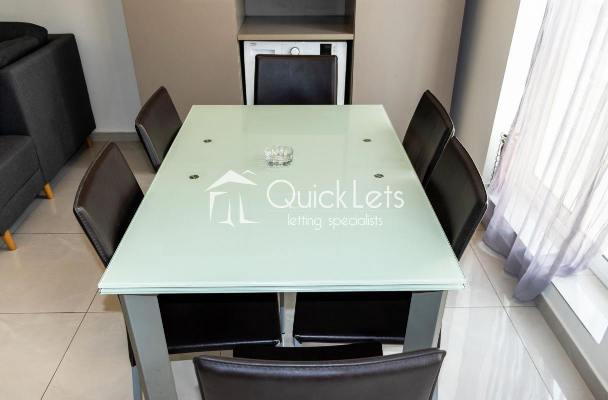 Rooms in Sliema - Image 3
