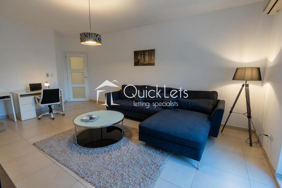 Rooms in Sliema - Image 6