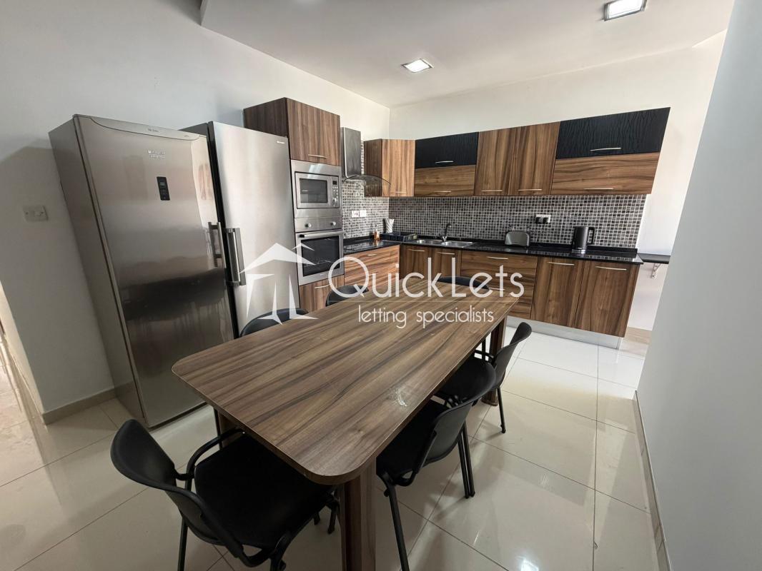 Rooms in Zebbug - Image 4