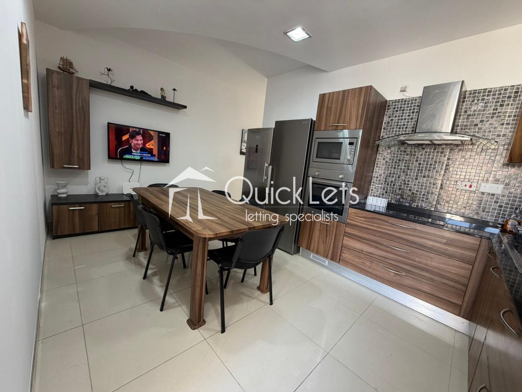 Property in Zebbug