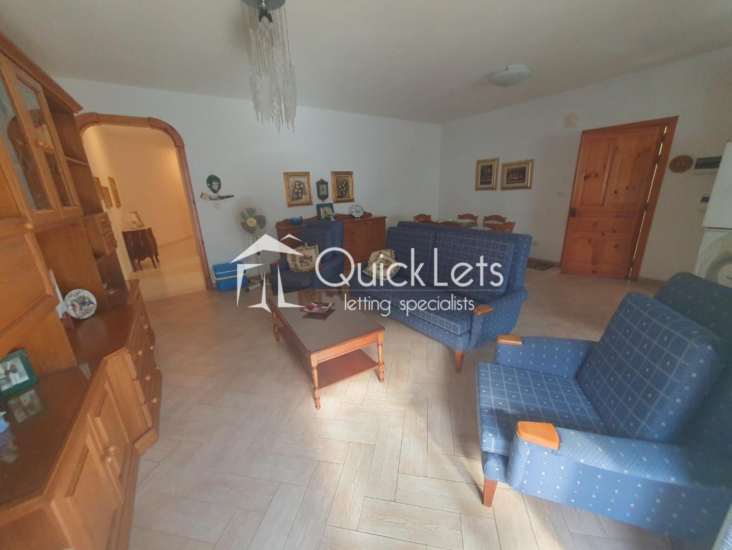 Property in Qawra