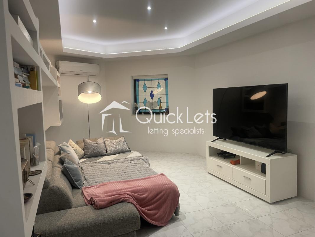 Property in Gozo - Zebbug