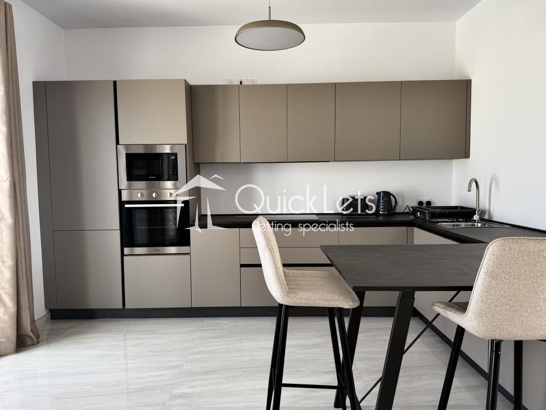 Duplex Penthouse in Mosta - Image 3