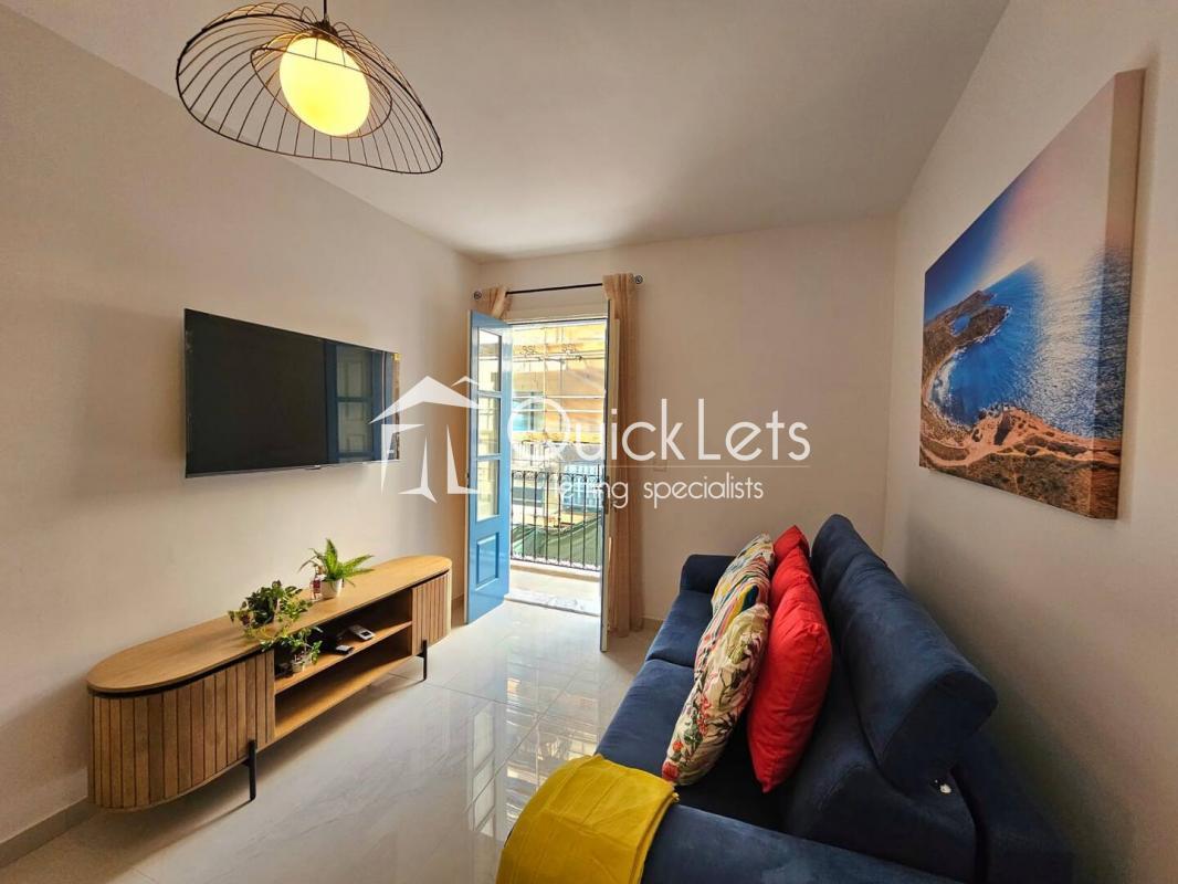 Rooms in Sliema - Image 5