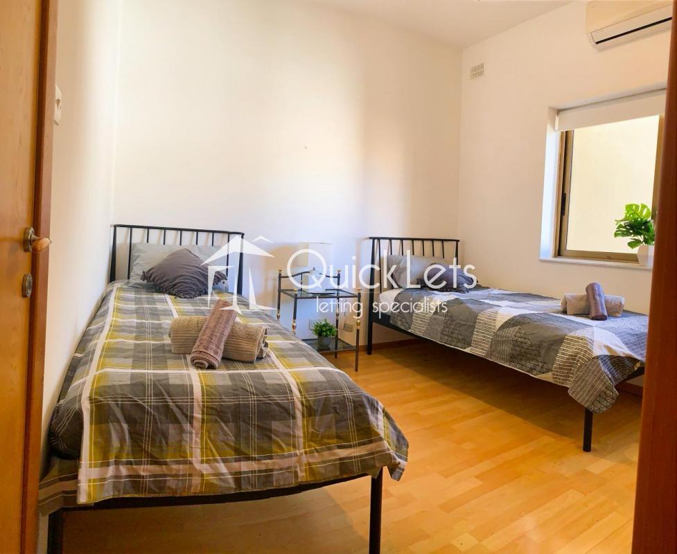 Rooms in St. Julians - Image 4