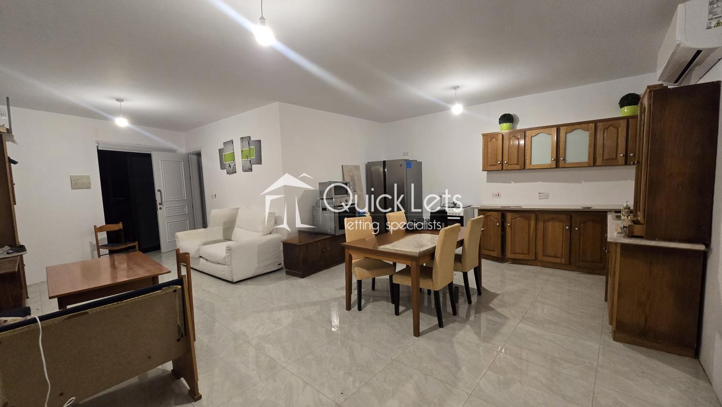 Property in Zabbar