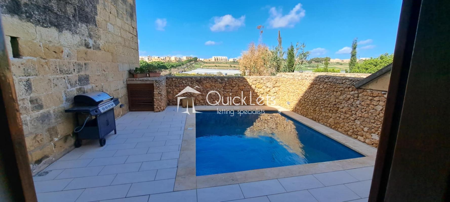 Property in Gozo - Xewkija