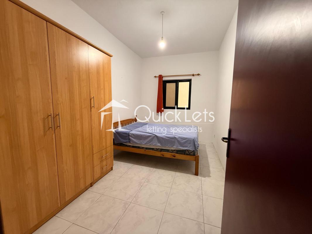 Apartments in Xemxija - Image 4