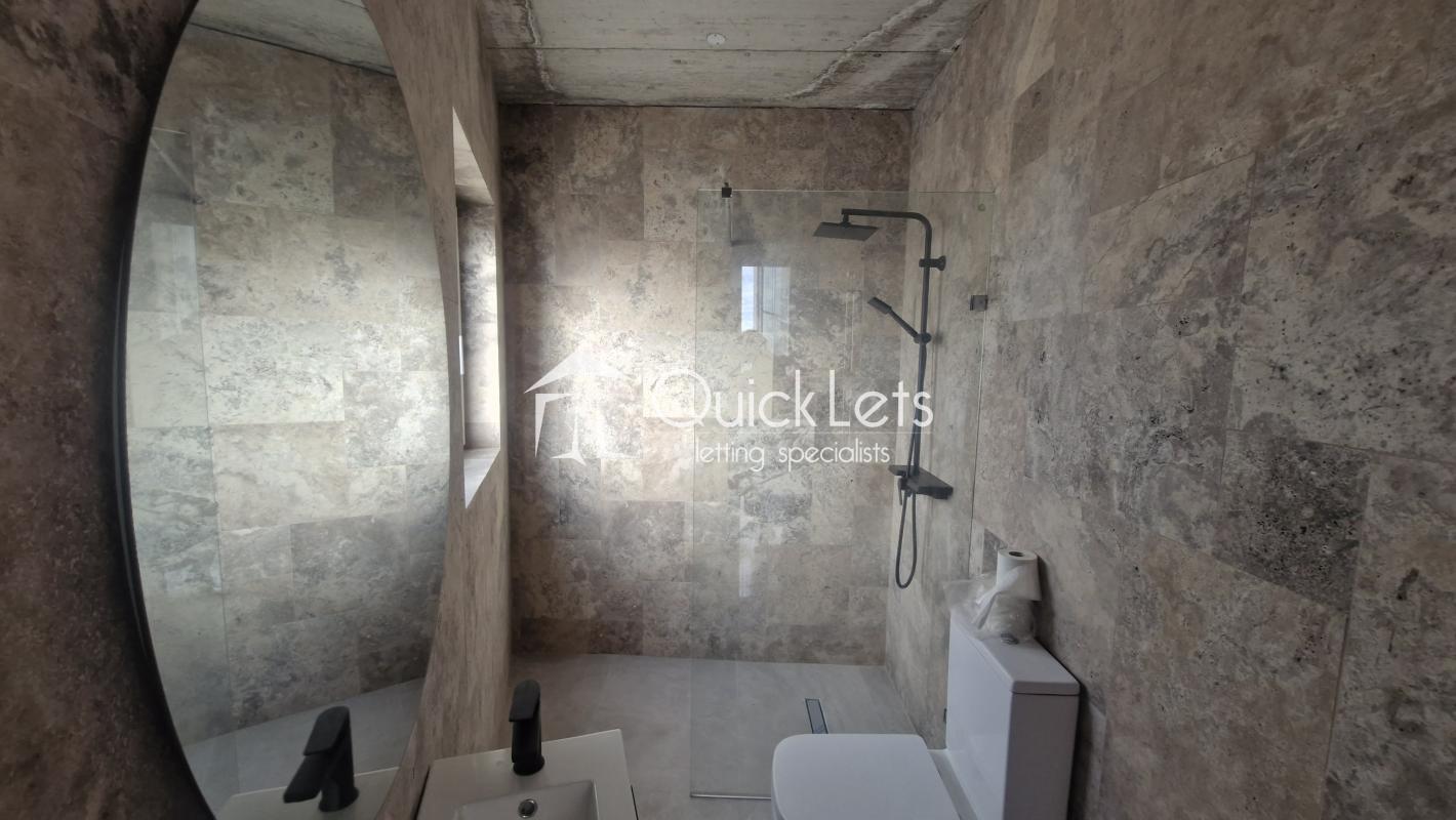 Studio Penthouse in Naxxar - Image 5