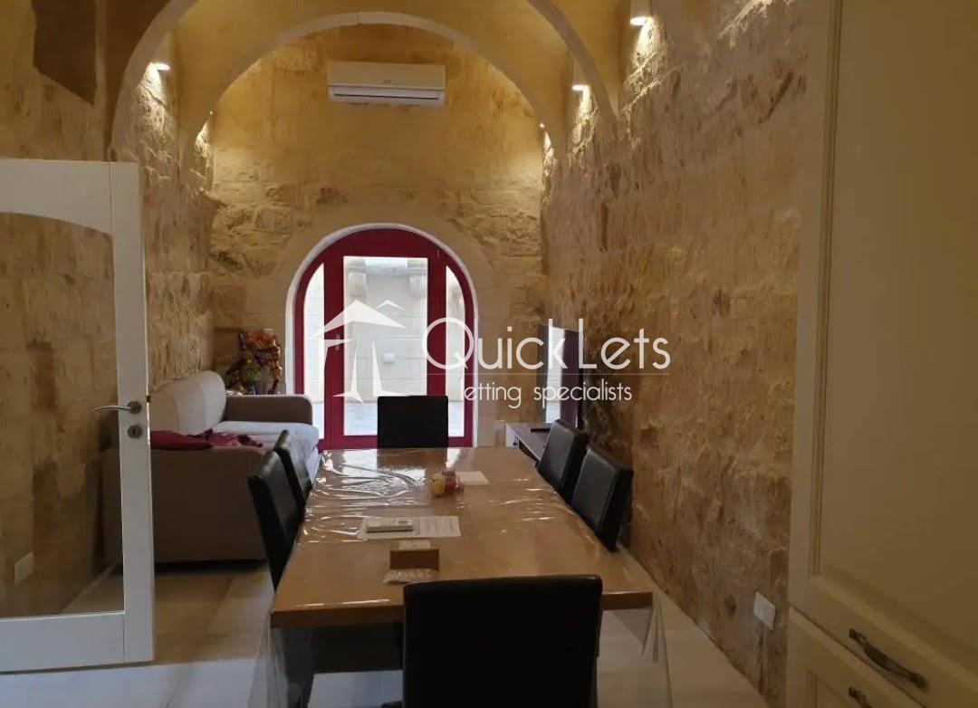 Farmhouses in Gozo - Xewkija - Image 5