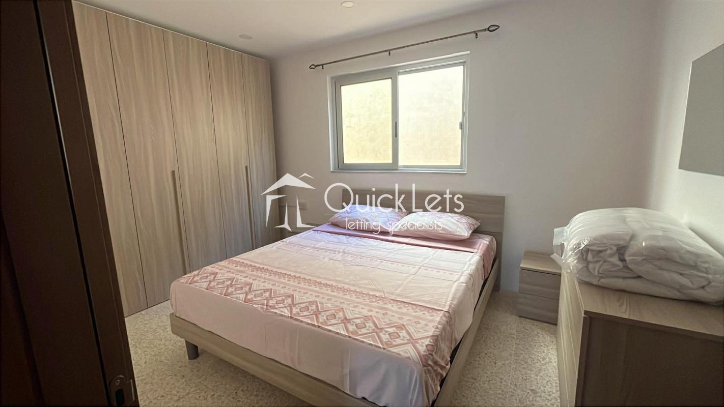Rooms in Qawra - Image 6