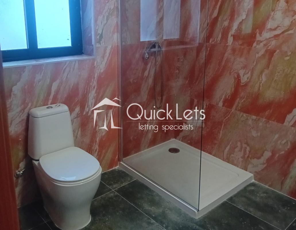 Rooms in Hamrun - Image 3