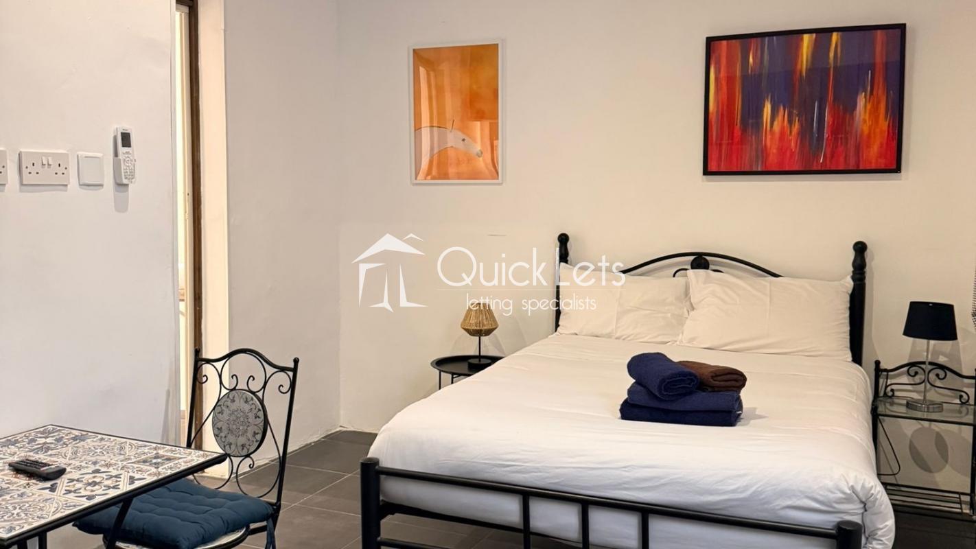Studio Apartments in Valletta - Image 4