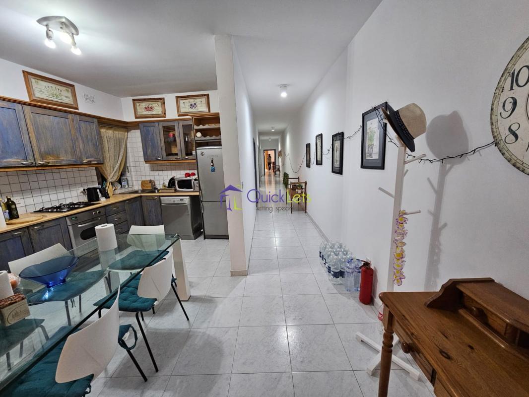 Rooms in St. Julians - Image 6