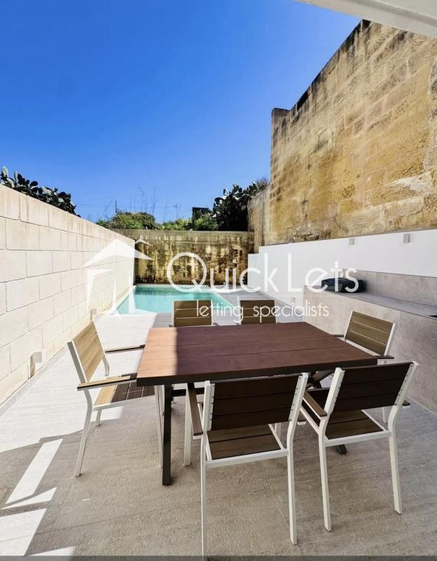 Property in Gozo - Kercem