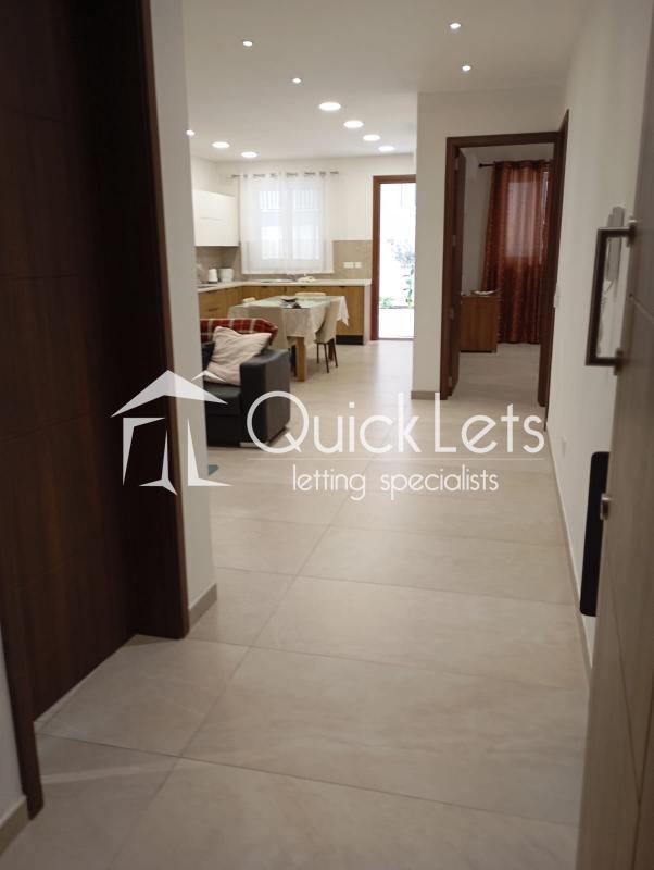 Property in Qawra