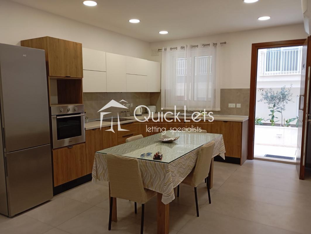 Maisonettes in Qawra - Image 2