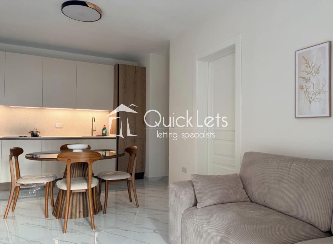 Property in Qawra