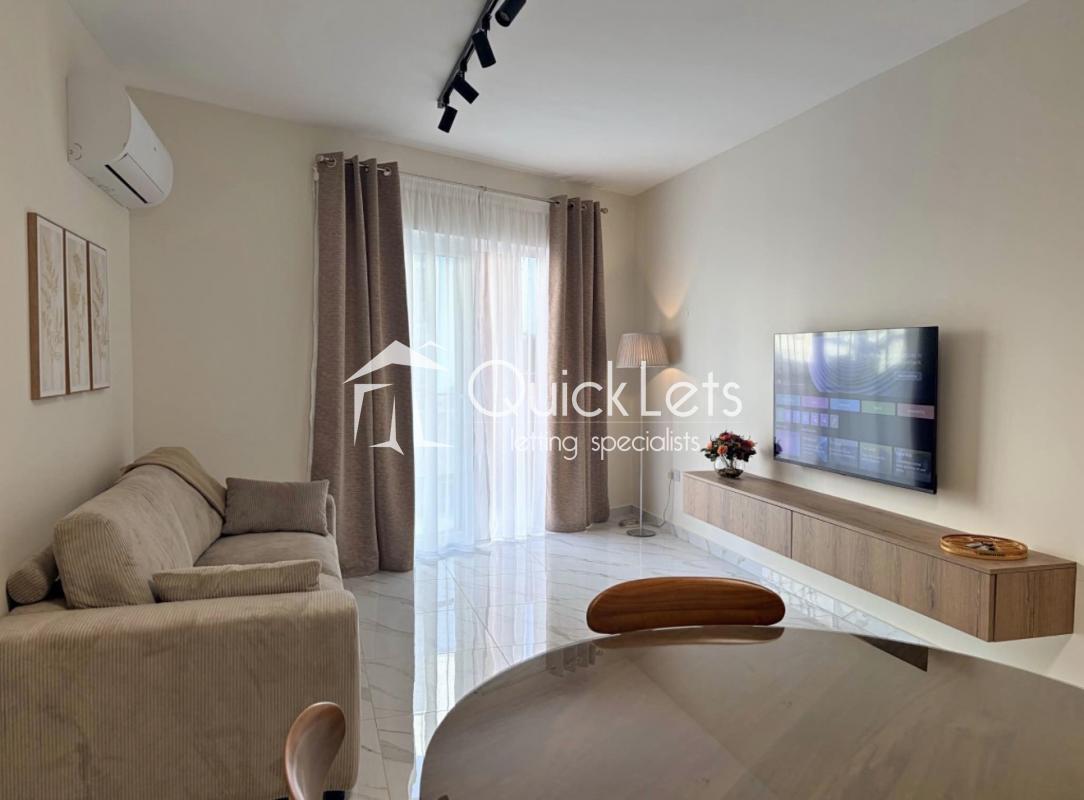 Apartments in Qawra - Image 4