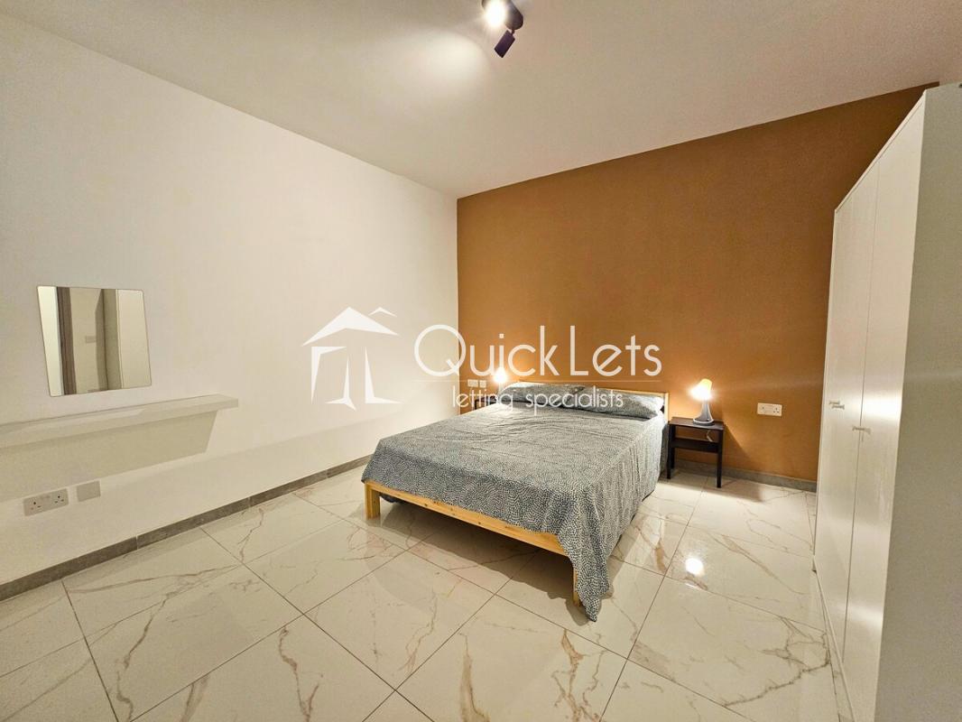Apartments in Qawra - Image 2