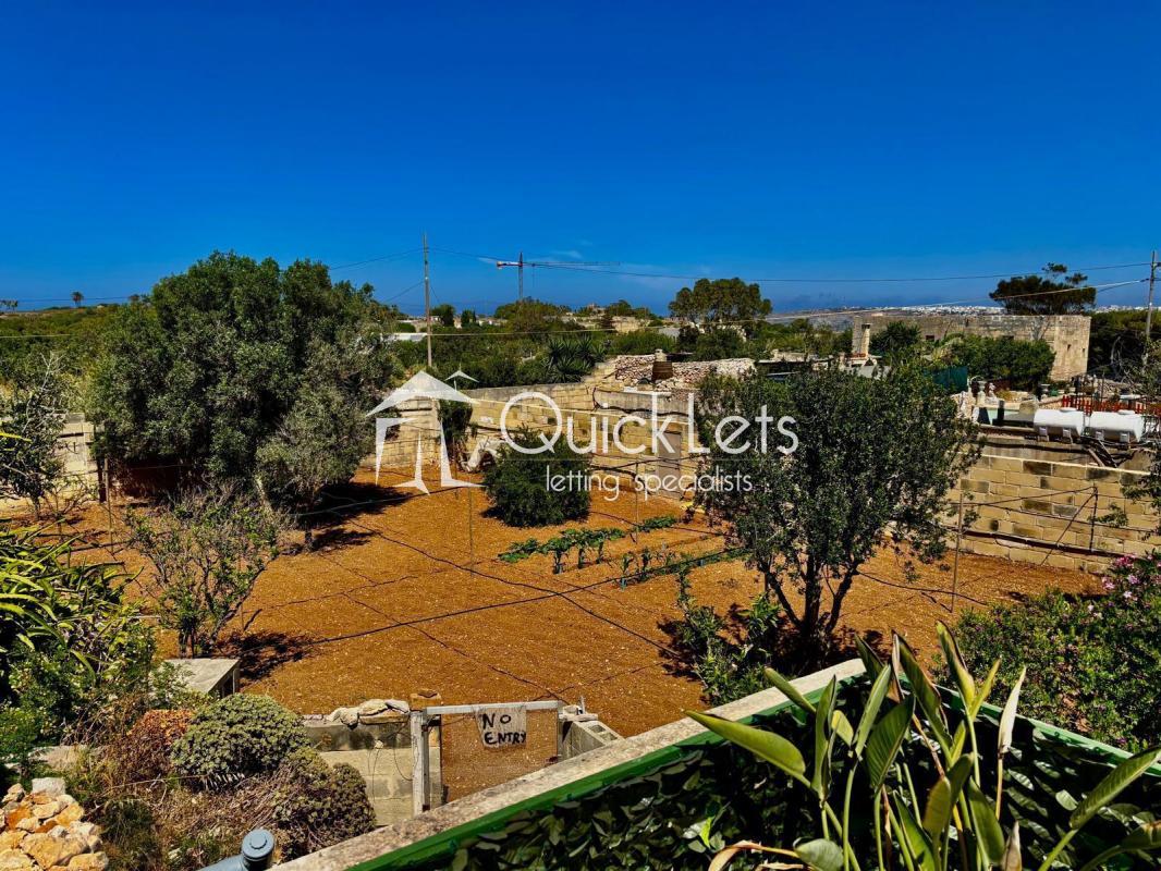 Semi Detached Villa  in Bidnija - Image 2